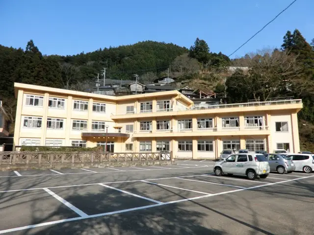 落合複合住宅