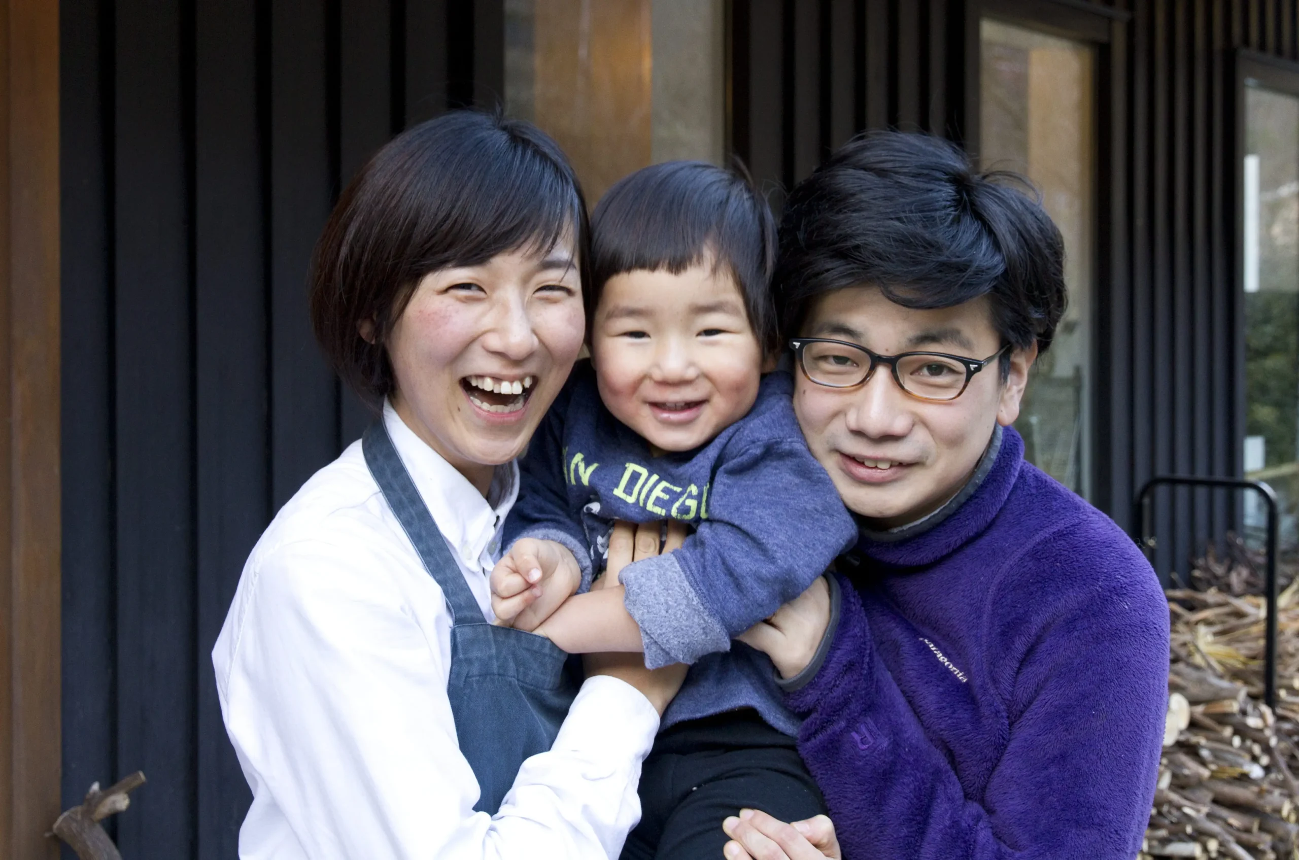 東 輝実・松本 卓也